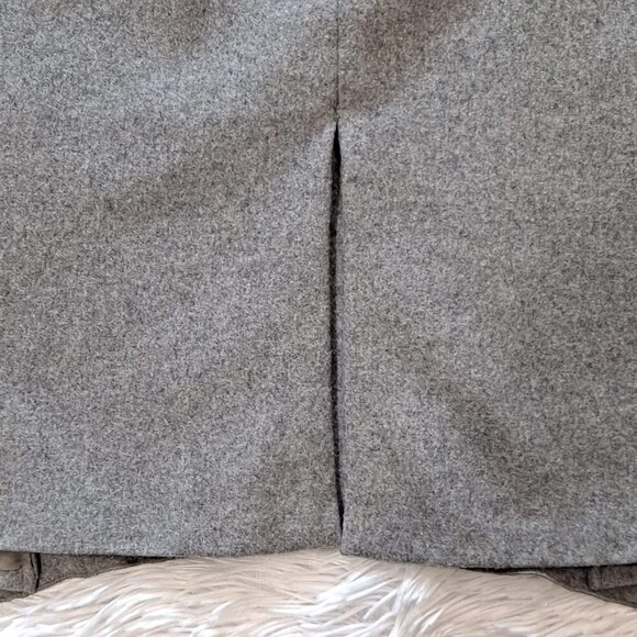 Emanuel Ungaro Size 34  (US 2) Gray Wool Ruffled Midi Skirt EUC - Picture 6 of 13